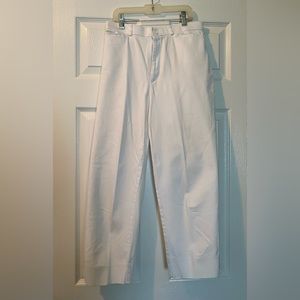 White Relativity cropped pants